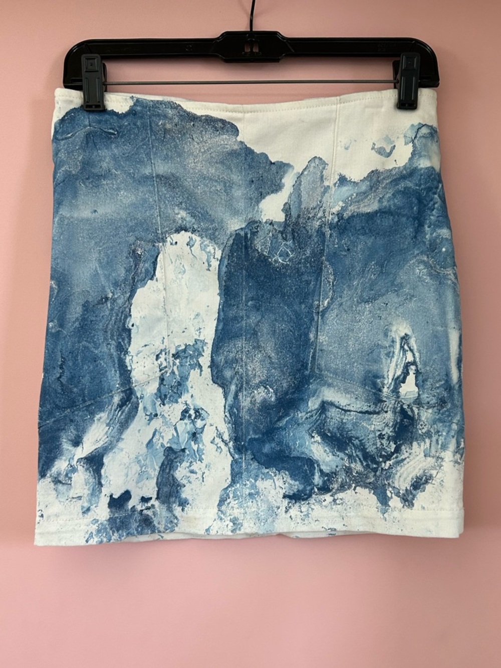 Surface To Air y2K Mini Skirt Size 27 white with Blue Vintage